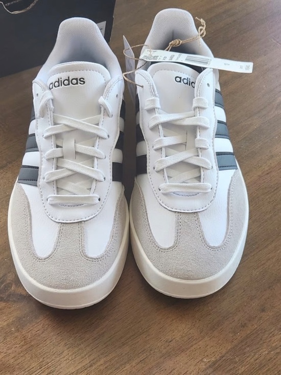 adidas Shoes - New adidas Barreda White Black Women's Low Top Sneakers Shoes Stripes Lace Up